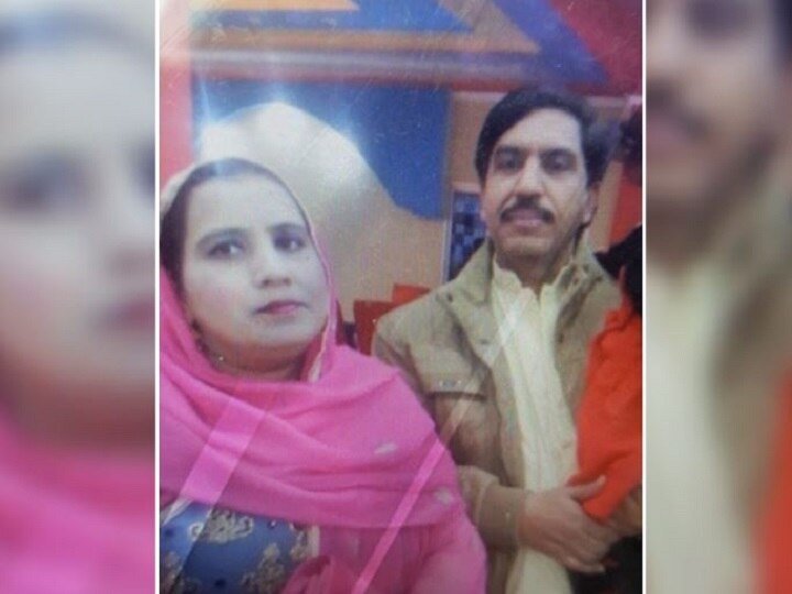 Parents, teenage daughter among 4 killed during CTD 'fake encounter' in Pakistan's Lahore पाकिस्तान में पुलिस ने आतंकी समझकर किया पति-पत्नी और नाबालिग बच्ची का फेक एनकाउंटर