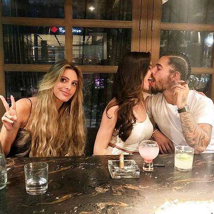 कॉमेडियन और यूट्यूबर स्टार लेले पोंस ने भी अपनी टीम के साथ एक ऐसी तस्वीर पोस्ट की है.