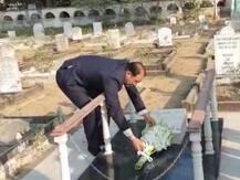 प्रयागराज: मोहसिन रजा ने चढ़ाए फिरोज गांधी की कब्र पर फूल, कांग्रेस पर साधा निशाना