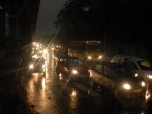 बारिश के कारण बेहाल हुई दिल्ली, बढ़ी ठंड