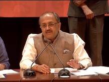 यूपी: सिद्धार्थनाथ सिंह की प्रवीण तोगड़िया को सलाह, पार्टी बनाने के बाद चुनाव मैदान में भी उतरें