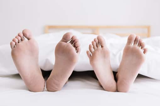ऑस्ट्रेलिया के शोधकर्ताओं द्वारा की गई रिसर्च में पाया गया है कि 70 फीसदी 45 से 60 वर्ष की महिलाओं की सेक्स इच्छा में कमी हो जाती है.