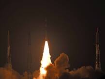 ISRO: छात्रों द्वारा बनाए गए सैटेलाइट कलामसैट लॉन्च, सेना की \'सीक्रेट आंख\' को भी अंतरिक्ष में भेजा