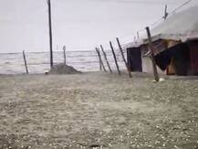 Kumbh Mela 2019: कुंभ तीर्थयात्रियों के लिए परेशानी का सबब बनी बारिश