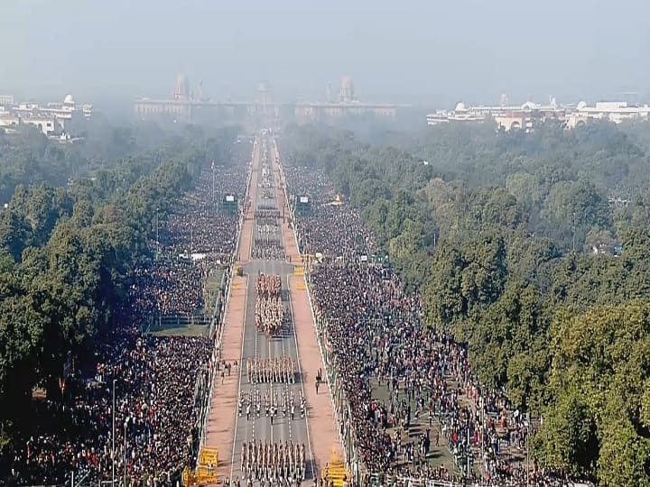 Traditional 21-Gun Salute at republic day Parade at Rajpath गणतंत्र दिवस : राजपथ पर दी गई 21 तोपों की सलामी, जानें कब-कब दी जाती है ये सलामी