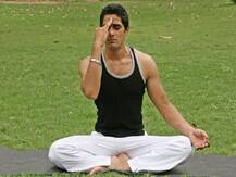 प्राणायाम को अमेरिकी जर्नल ने बताया \'कार्डियक कोहेरेंस ब्रीदिंग\', ट्वटिर पर उड़ा मजाक