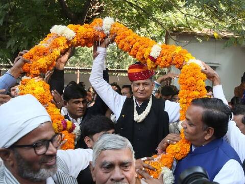 उप-चुनाव: कांग्रेस के शतक के साथ ही CM अशोक गहलोत बोले, अब मिशन 25 की तरफ बढ़ेंगे उप-चुनाव: कांग्रेस के शतक के साथ ही CM अशोक गहलोत बोले, अब मिशन 25 की तरफ बढ़ेंगे