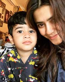 एकता कपूर से पहले ये बॉलीवुड सितारे भी सरोगेसी से बन चुके हैं पैरेंट्स, शाहरुख-आमिर भी शामिल