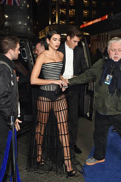 आपको बता दें, ‘एलिटाः बैटल एंजेल’ फिलम 14 फरवरी वैलेंटाइंस डे को रिलीज हो रही हैं. 