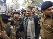 नीतीश के बिहार में 24 घंटों में 6 मर्डर, शहाबुद्दीन के भतीजे की भी गोली मारकर हत्या