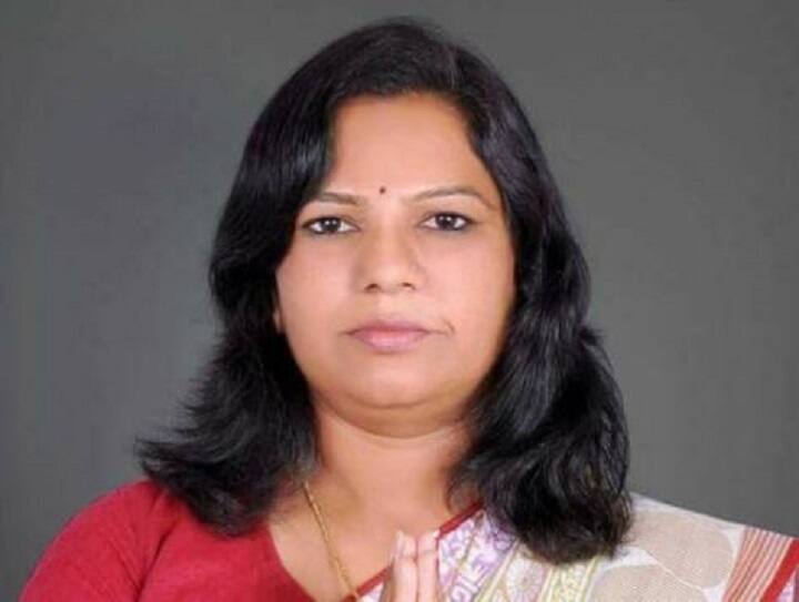 लोकसभा चुनाव 2019 से पहले गुजरात में कांग्रेस को बड़ा झटका, पार्टी विधायक ने दिया इस्तीफा ahmedabad gujarat unjha mla ashaben patel resigns from congress attacks on rahul gandhi before 2019 lok sabha election लोकसभा चुनाव 2019 से पहले गुजरात में कांग्रेस को बड़ा झटका, पार्टी विधायक ने दिया इस्तीफा