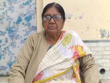 कोलकाता पुलिस कमिश्नर राजीव कुमार की मां बोलीं- हेलीकॉप्टर नहीं उतरने देने के कारण हो रही कार्रवाई