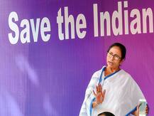 BJP का ममता से सवाल- क्या भ्रष्टाचार की जांच करना गुनाह है? ममता बोलीं- जान दे देंगे समझौता नहीं करेंगे