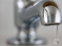 देश में 43 हजार स्कूलों में पीने के पानी की सुविधा तो करीब 38 हजार में लड़कियों के लिये शौचालय नहीं