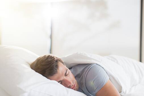 हैरानी की बात ये थी कि जैक्सन को सुबह उठकर कुछ भी याद नहीं रहता था.