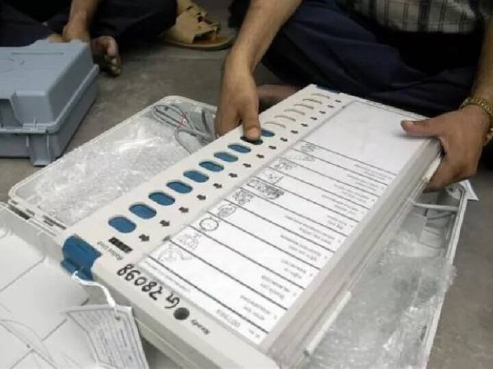 बिहार: EVM से होगा पंचायत उपचुनाव, मंत्रिपरिषद की बैठक में हुआ फैसला Bihar: Panchayat by-election to be held on EVM बिहार: EVM से होगा पंचायत उपचुनाव, मंत्रिपरिषद की बैठक में हुआ फैसला