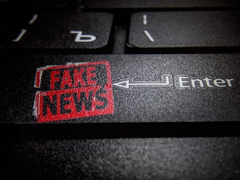 आम चुनाव से पहले चौंकाने वाली रिपोर्ट: FAKE NEWS के मामले में नंबर वन है भारत आम चुनाव से पहले चौंकाने वाली रिपोर्ट: FAKE NEWS के मामले में नंबर वन है भारत