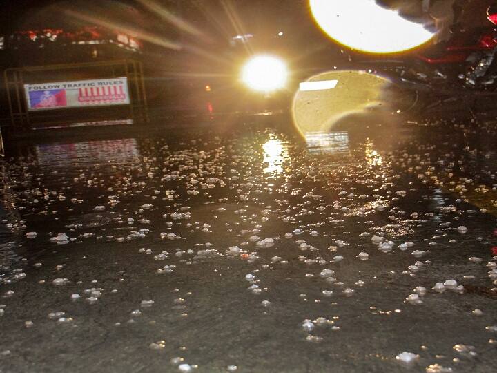 विजिबिलिटी-1200 मीटर यानि कि सामान्य रही लेकिन मौसम में नमी बढ़ने से आने वाले दिनों में अब तक का सबसे घना कोहरा देखा जा सकता है. घने कोहरे के कारण रेलवे और एयर सर्विस पर फर्क पड़ता है. 