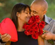 Propose Day 2019: प्रपोज करने के लिए अपनाएं ये तरीके, ना नहीं कर पाएगा आपका प्यार