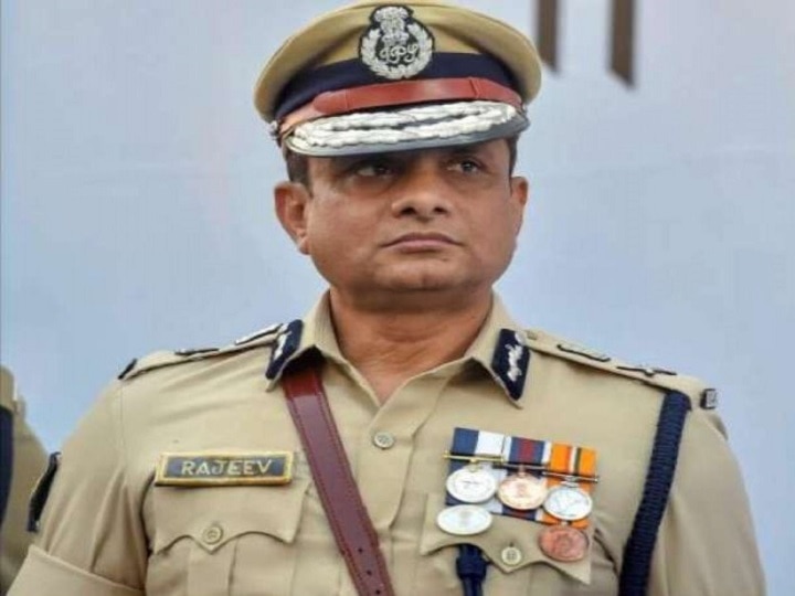 Saradha Scam Former Kolkata Top Cop Rajeev Kumar Appear Before CBI Today शारदा चिटफंड घोटाला: पूछताछ के लिए आज CBI के सामने पेश होंगे कोलकाता के पूर्व पुलिस कमिश्नर राजीव कुमार