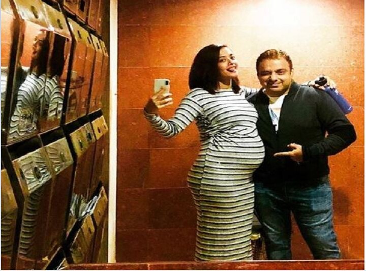 Celebrated actress Surveen Chawla's baby shower ritual, see pictures एक्ट्रेस सुरवीन चावला की गोद भराई की रस्म निभाई गई, सोशल मीडिया पर शेयर की तस्वीरें