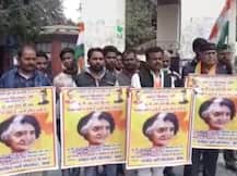 गोरखपुर: कांग्रेस का पोस्‍टरवार- \'प्रियंका नहीं ये आंधी हैं दूसरी इंदिरा गांधी हैं\'