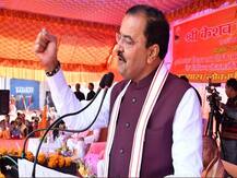 यूपी: प्रियंका गांधी ने कानून व्यवस्था पर उठाया सवाल, केशव मौर्य बोले- अपनी पार्टी की चिंता करें