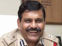 नागेश्वर राव ने सीबीआई के पूर्व संयुक्त निदेशक का तबादला करने के लिये SC से बिना शर्त माफी मांगी