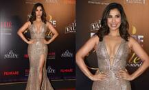 फिल्मफेयर ग्लैमरस एंड स्टाइल अवॉर्ड्स में इस HOT अंदाज में पहुंची सोफी चौधरी, देखें तस्वीरें