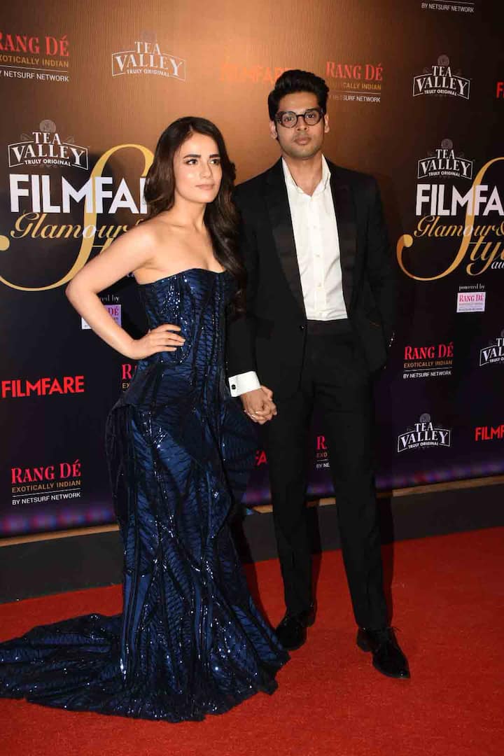 ये दोनों सितारे फिल्म 'मर्द को दर्द नहीं होता में' साथ नज़र आने वाले हैं.