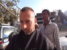 नॉर्वे से आया था ये YouTuber, अहमदाबाद में बाल कटवाने के लिए दे दिए 28,000 रुपये