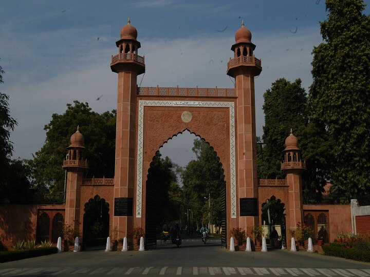 Aligarh Muslim University stared online study in its schools Lockdown: अलीगढ़ मुस्लिम यूनिवर्सिटी के स्कूलों में भी ऑनलाइन पढ़ाई की हुई शुरुआत