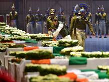 पुलवामा हमला: पालम एयरपोर्ट पर पीएम मोदी-राहुल गांधी सहित कई नेताओं ने दी शहीदों को श्रद्धांजलि