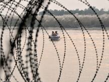 पुलवामा हमला: MFN दर्जा छीनने के बाद अब पाकिस्तान से इंडस वाटर ट्रीटी रद्द कर सकता है भारत