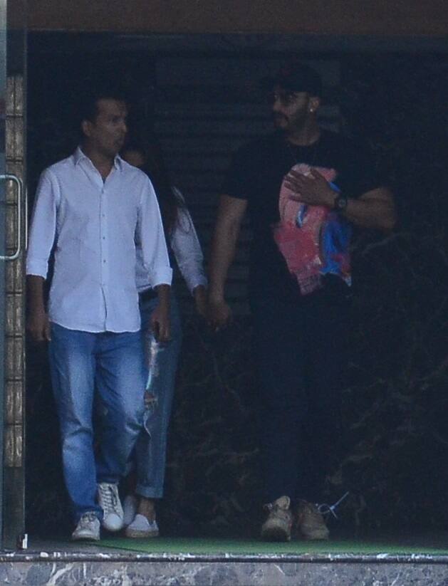 हालांकि दोनों में से किसी ने भी अपने रिश्ते को लेकर कोई भी ऑफिशियल बयान नहीं दिया है. (तस्वीर: मानव मंगलानी)