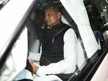 राजस्थान के सीएम गहलोत का हुआ सफल ऑपरेशन, पीएम मोदी ने की अच्छे स्वास्थ्य की कामना