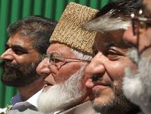 जम्मू कश्मीर: सरकार का बड़ा एक्शन, हुर्रियत समेत 150 नेताओं-VVIP की सुरक्षा वापस