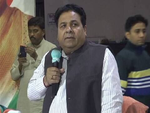 यूपी: पूर्व केंद्रीय मंत्री राजीव शुक्ला बोले- बीजेपी ने भ्रष्टाचार मुक्त नहीं, भ्रष्टाचार युक्त भारत दिया है यूपी: पूर्व केंद्रीय मंत्री राजीव शुक्ला बोले- बीजेपी ने भ्रष्टाचार मुक्त नहीं, भ्रष्टाचार युक्त भारत दिया है