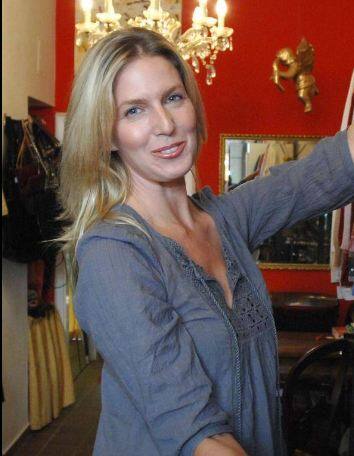 बहुत सी ऐसी सेलिब्रिटीज हैं जो अपने से छोटी उम्र के पुरुषों को डेट करना पसंद करती हैं. इन्हीं में से एक हैं कटरीन हार्ड्ट हैं. फोटोः फेसबुक