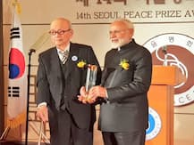 दक्षिण कोरिया: पीएम मोदी को मिला सियोल शांति पुरस्कार, गंगा सफाई में खर्च करेंगे सम्मान राशि