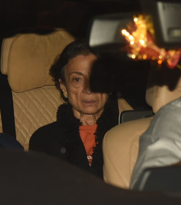 इस तस्वीर में आप काजोल की मां और दिग्गज अदाकारा तनुजा को देख सकते हैं. (तस्वीर: मानव मंगलानी)