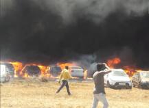 बेंगलुरू: एयरो इंडिया शो के पार्किंग में लगी भीषण आग, करीब 100 गाड़ियां जलकर राख