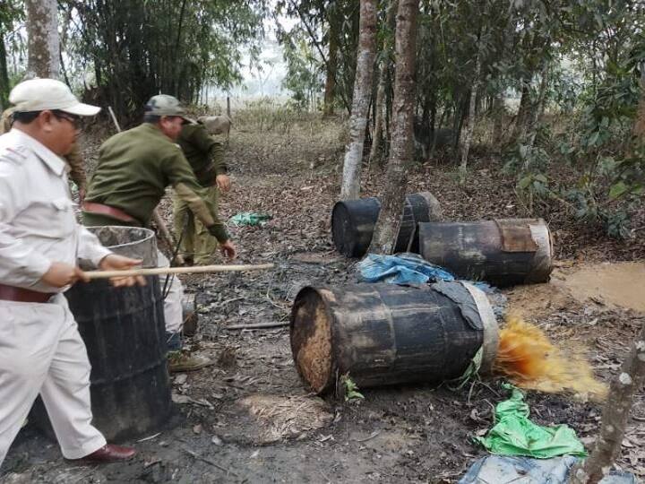 असम में जहरीली शराब पीने से अबतक 85 लोगों की मौत, सीएम ने किया 2 लाख मुआवजे का एलान