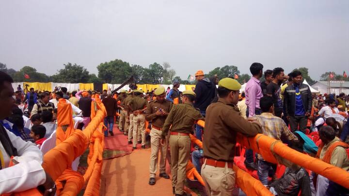 प्रत्येक जोन की जिम्मेदारी डीआईजी रैंक के अफसरों की होगी. तो वही एसपी रैंक अफसर सेक्टर संभालेंगे. इसी बीच गुरुवार से एसपीजी सुरक्षा अपने हाथ में ले ली है.