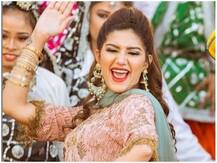 एक बार फिर से देसी अंदाज में कहर बरपा रही हैं सपना चौधरी, गुलाबी गरारे में सामने आईं खूबसूरत तस्वीरें