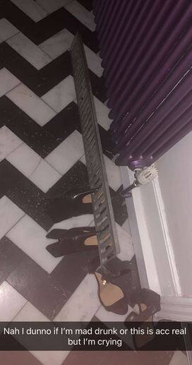 टिया ने इतना ज्यादा ड्रिंक किया हुआ था कि उससे उस जाली में अपनी सैंडल निकालना मुश्किल हो गया.