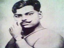 चंद्रशेखर आजाद पुण्यतिथि: बड़ी-बड़ी आंखें, नुकीली मूछें और चेहरे पर देश प्रेम की चमक, जानिए 10 खास बातें