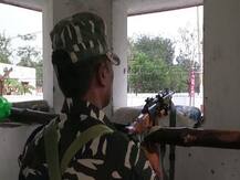 एयरस्‍ट्राइक: भारत-नेपाल के सोनौली बार्डर समेत गोरखनाथ मंदिर और रेलवे स्‍टेशन की सुरक्षा बढ़ी, चप्‍पे-चप्‍पे पर है पैनी नजर