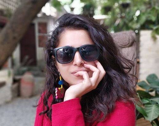 इशिता किसी हॉट चिक से कम नहीं. ये है उनका हॉट चिक स्टाइल.