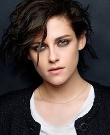 पार्टनर को धोखा देती पकड़ी गईं ये पॉपुलर सेलिब्रिटीज, नाम जानेंगे तो दंग रह जाएंगे